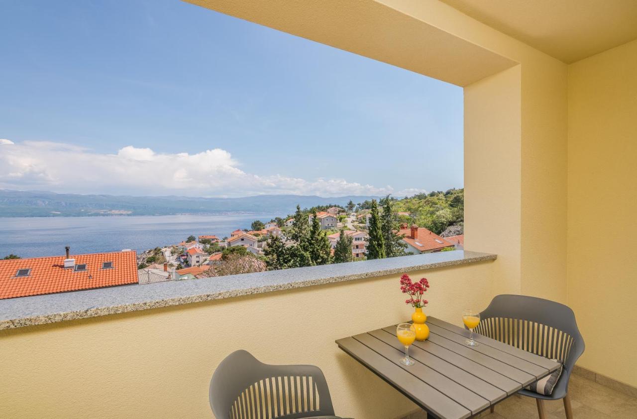 Nevera 1 Vrbnik  Ngoại thất bức ảnh