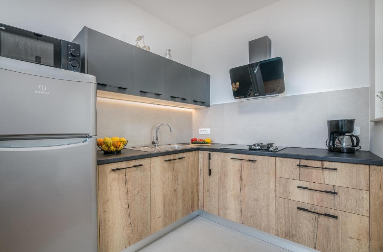Nevera 1 Vrbnik  Ngoại thất bức ảnh
