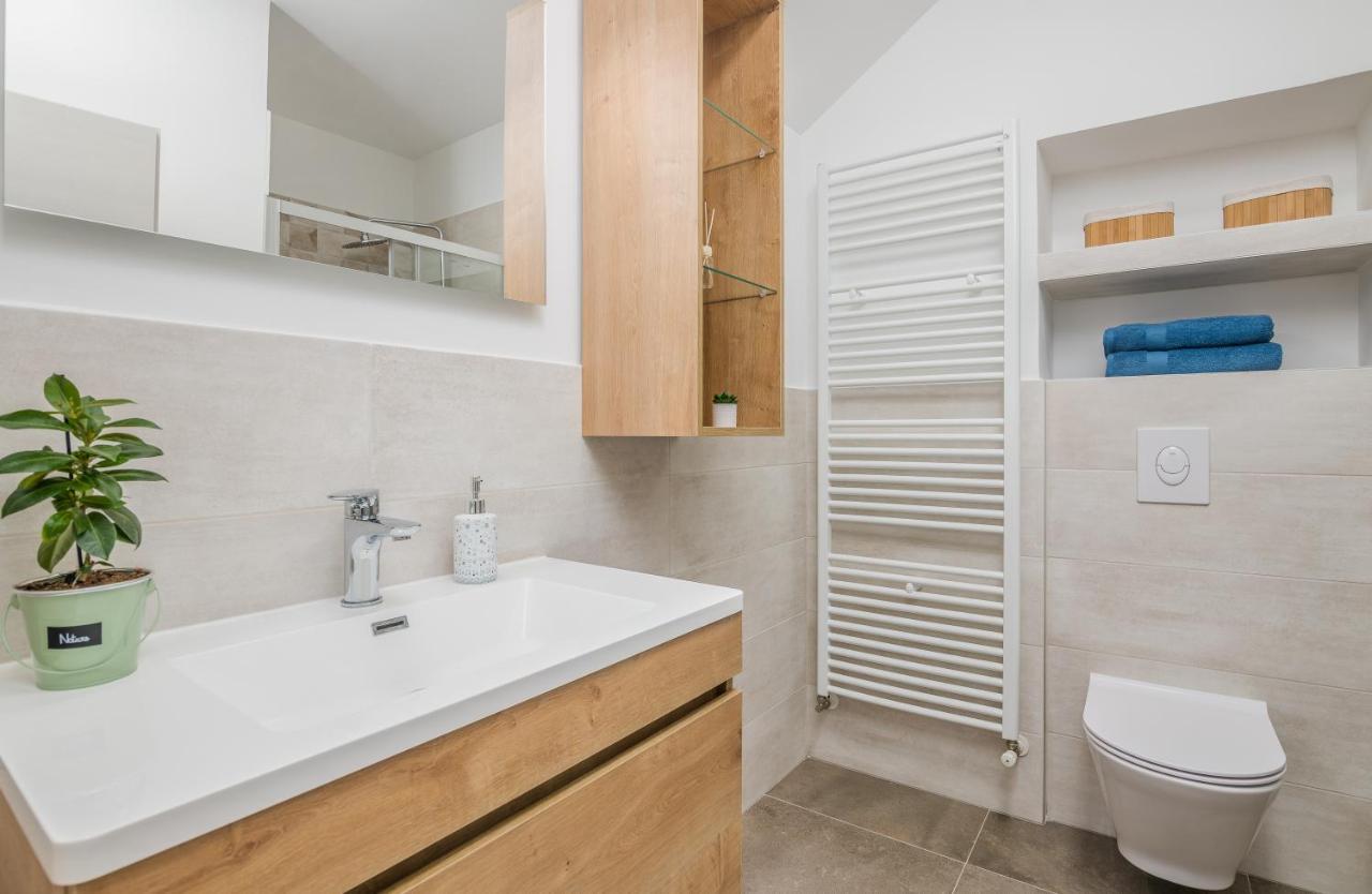 Nevera 1 Vrbnik  Ngoại thất bức ảnh